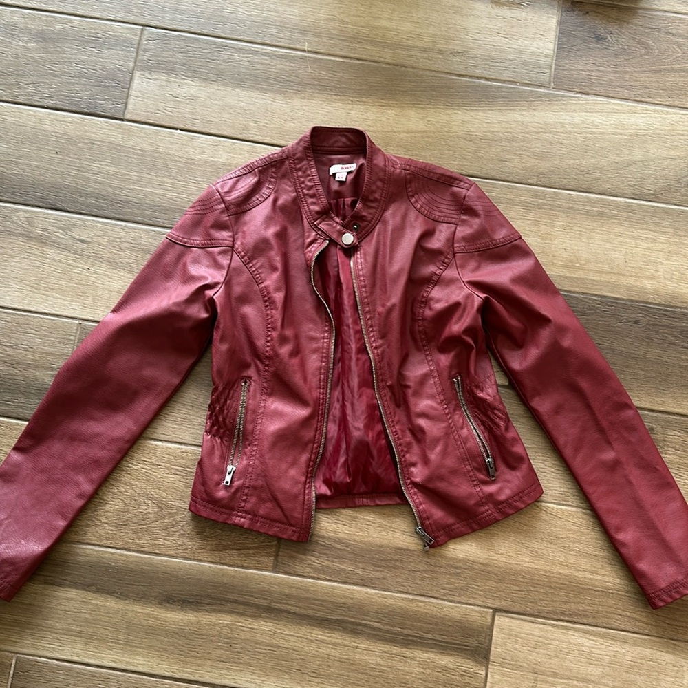 Woman’s Faux Lather Jacket